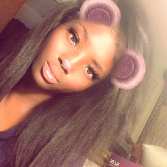 Meet your Posher, Mala - Picture 3 of 8